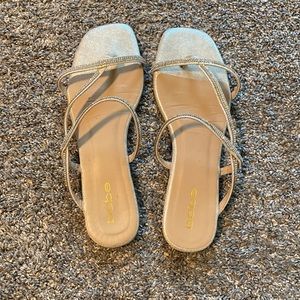 EUC Bebe Sliver Sparkle Strap Sandle. Woman’s size 8